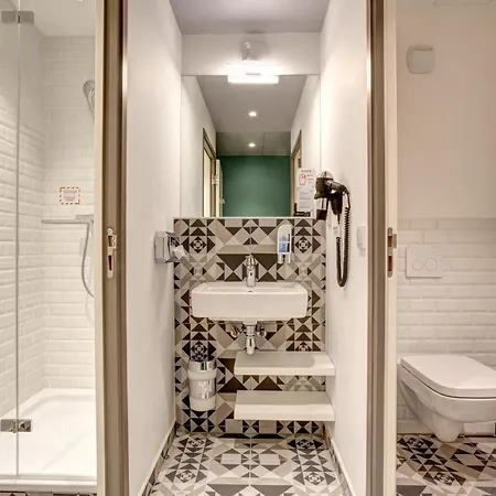 Hotel Meininger Porte De Vincennes Parigi