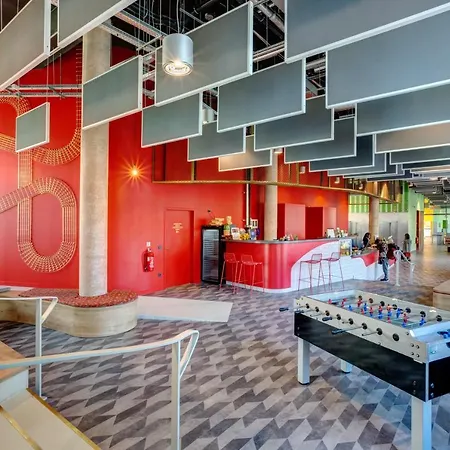 Meininger Porte De Vincennes Hotel Parigi