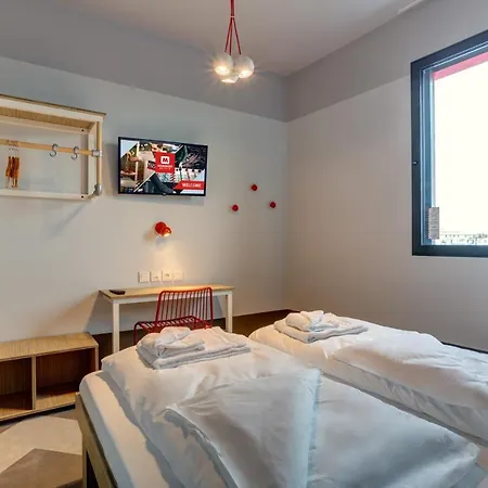 Hotel Meininger Porte De Vincennes