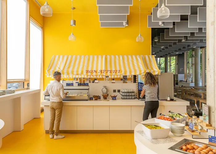 Meininger Porte De Vincennes 2* Paris