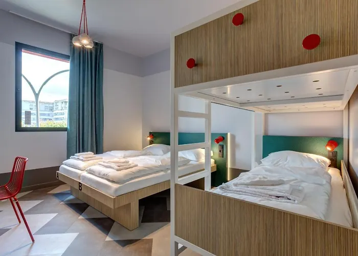 Meininger Porte De Vincennes 2*