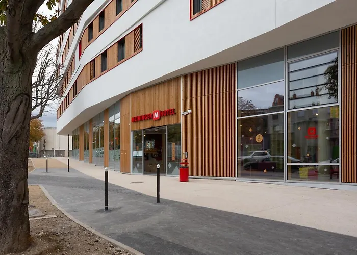 Meininger Porte De Vincennes Hotel 2*