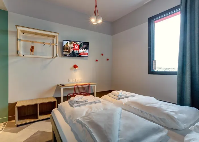 Hotel Meininger Porte De Vincennes